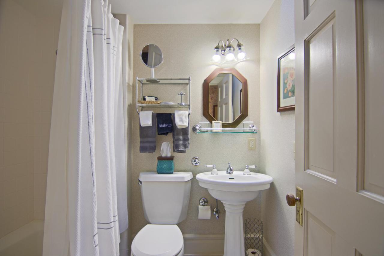 North Lodge On Oakland Bed And Breakfast Asheville Luaran gambar